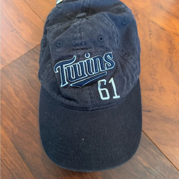 New Era VS Pink MN baseball team TWINS hat - Picture 1 of 4